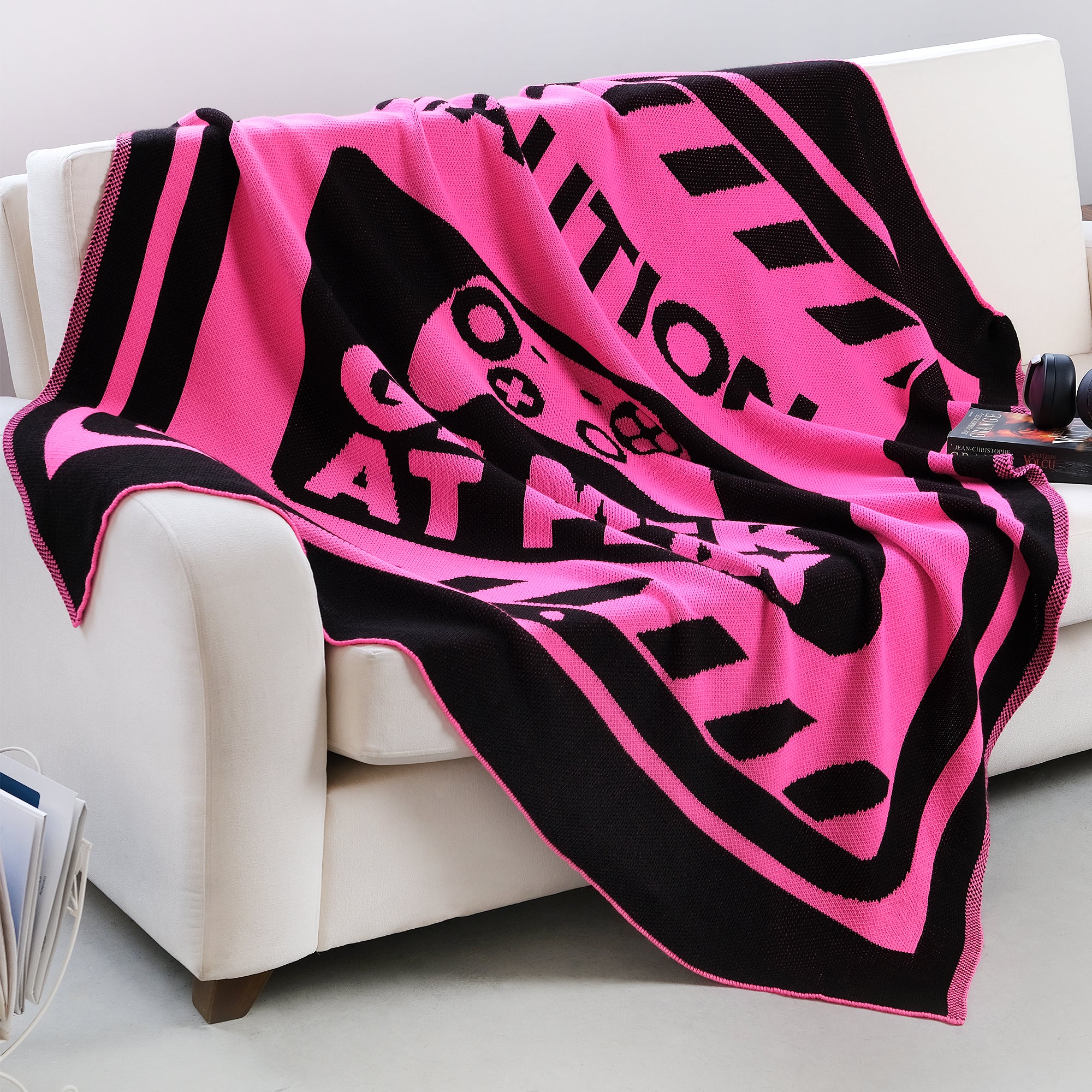 Plaid Gamer at Play — Neon Fuchsia