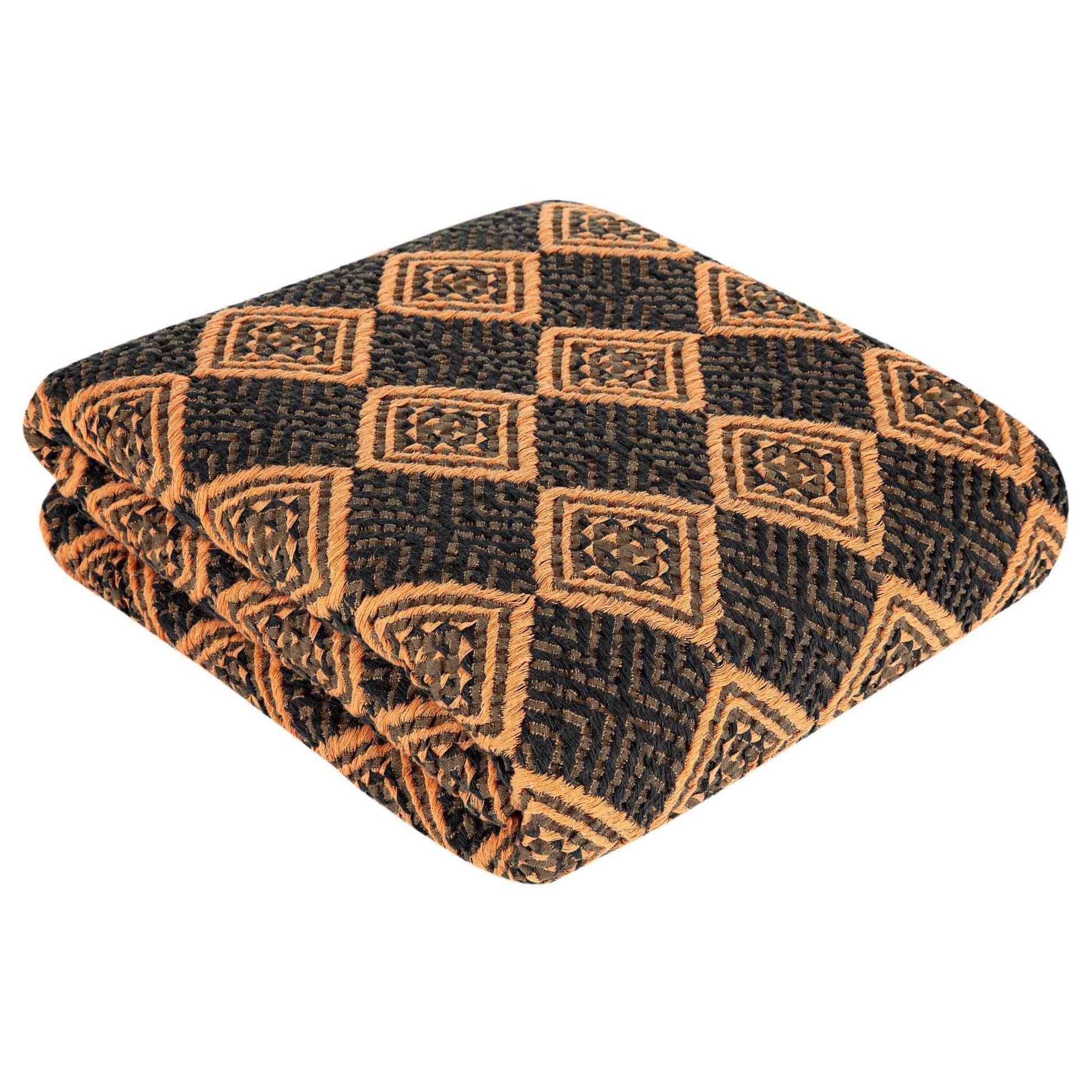 Beautiful and unique bedspreads that exactly match your bedroom style!