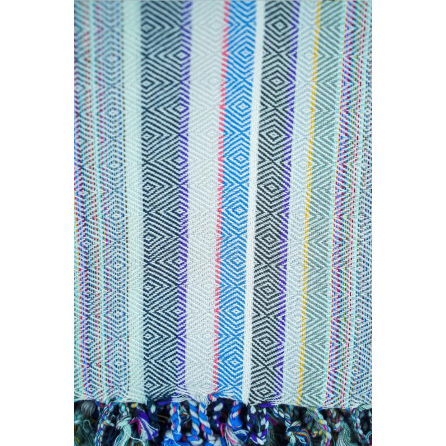 Minimalist gray Zena Turkish towel, highly absorbent and durable.